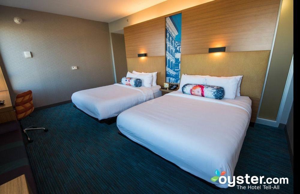 Hotel Aloft Montreal Airport Dorval Exterior foto
