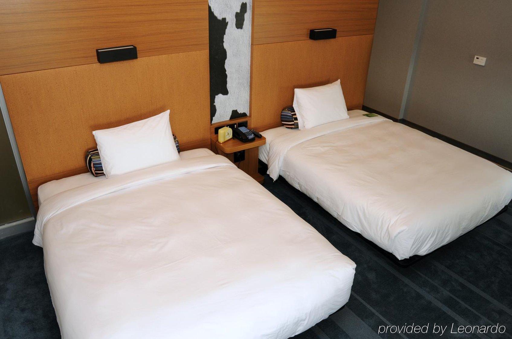 Hotel Aloft Montreal Airport Dorval Exterior foto